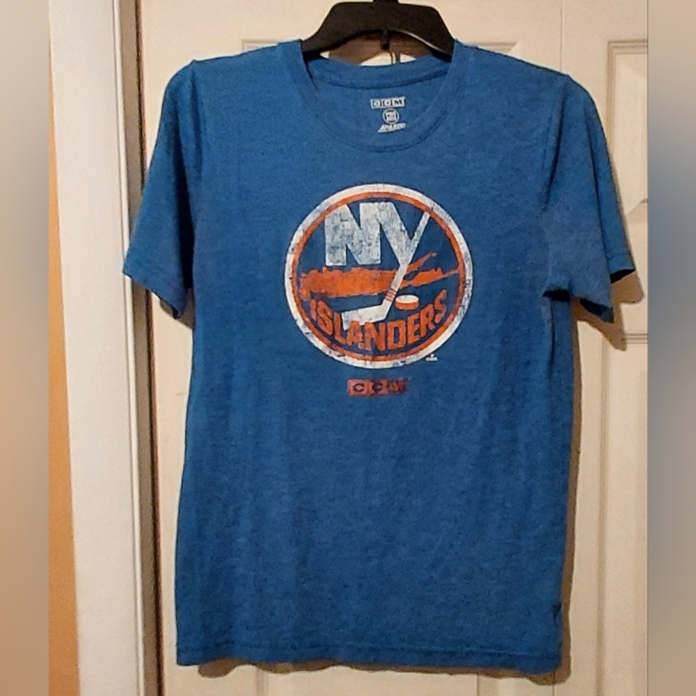 New York Islanders Shirt NHL Blue Heather Logo Tee CCM Youth L 14-16 Hockey